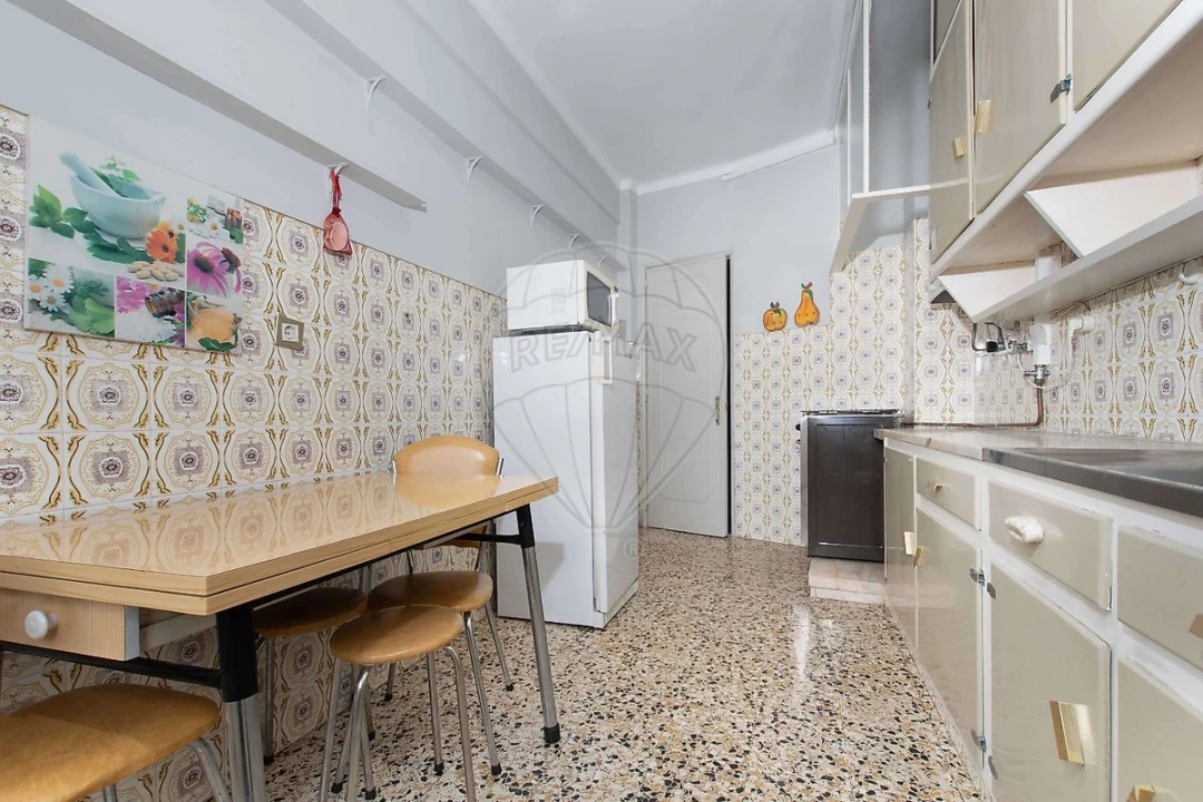 Apartamento T2 para Venda em Cacém e São Marcos Foto 15