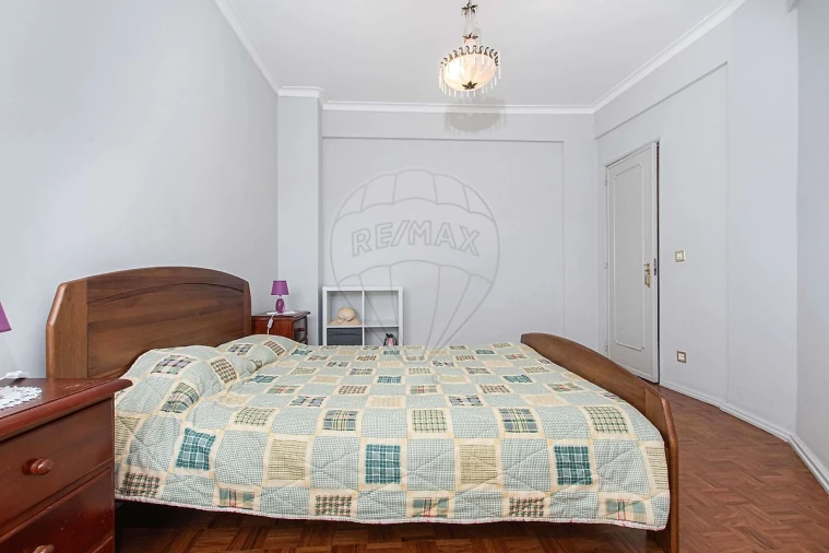 Apartamento T2 para Venda em Cacém e São Marcos Foto 2