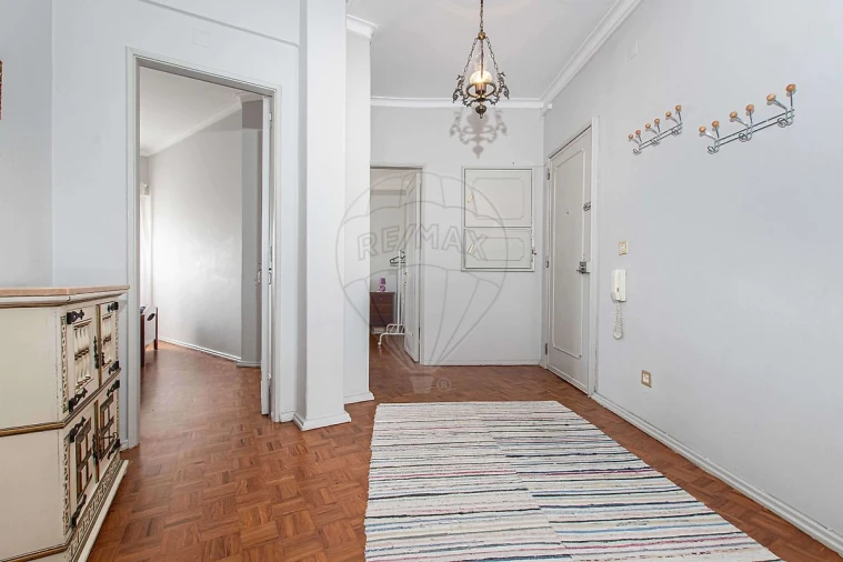 Apartamento T2 para Venda em Cacém e São Marcos Foto 6