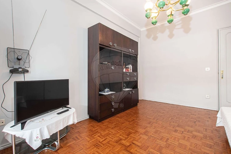 Apartamento T2 para Venda em Cacém e São Marcos Foto 10