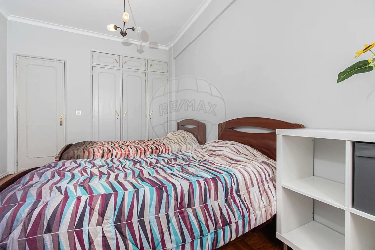 Apartamento T2 para Venda em Cacém e São Marcos Foto 4