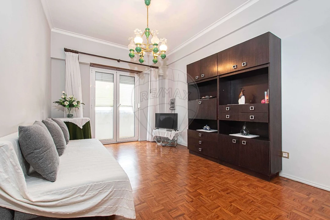 Apartamento T2 para Venda em Cacém e São Marcos Foto 9