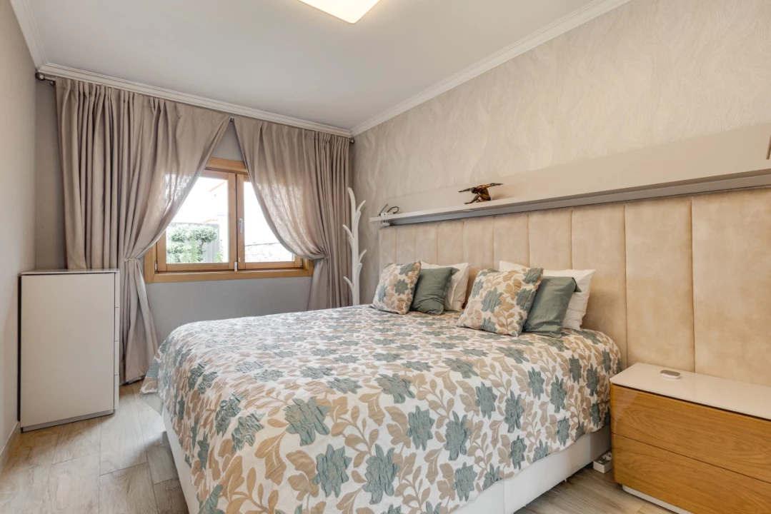 Moradia T4 para Venda em Alcabideche Foto 16