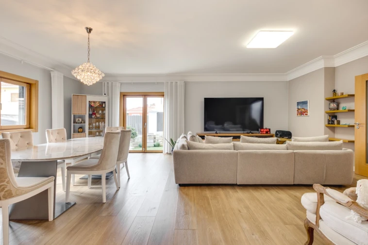 Moradia T4 para Venda em Alcabideche