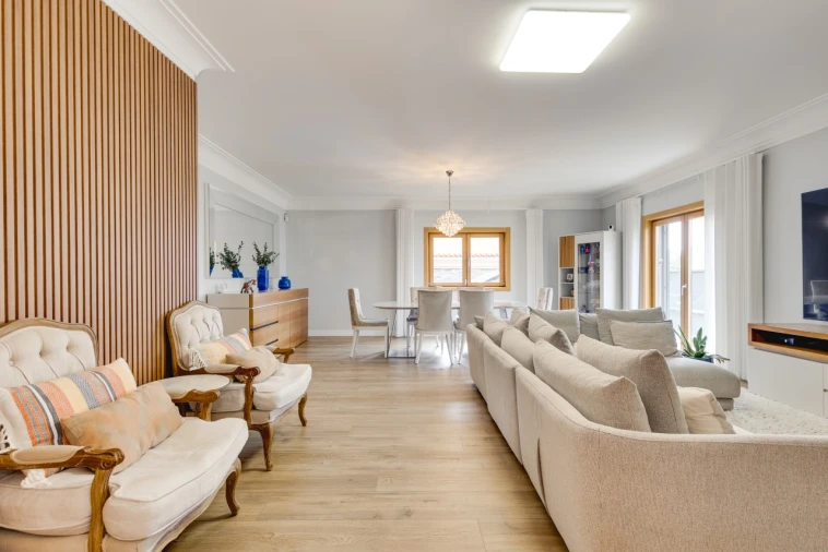 Moradia T4 para Venda em Alcabideche Foto 2