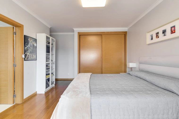 Moradia T4 para Venda em Alcabideche Foto 36