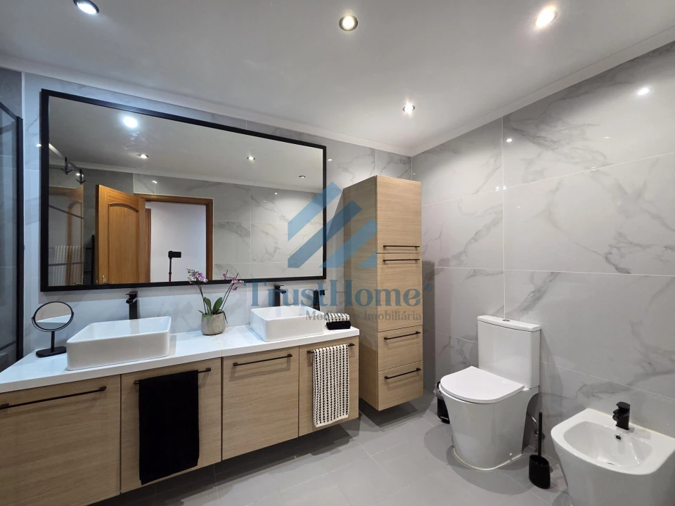 Apartamento T4 para Venda em Oeiras e São Julião da Barra, Paço de Arcos e Caxias Foto 21