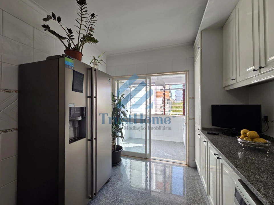 Apartamento T4 para Venda em Oeiras e São Julião da Barra, Paço de Arcos e Caxias Foto 7