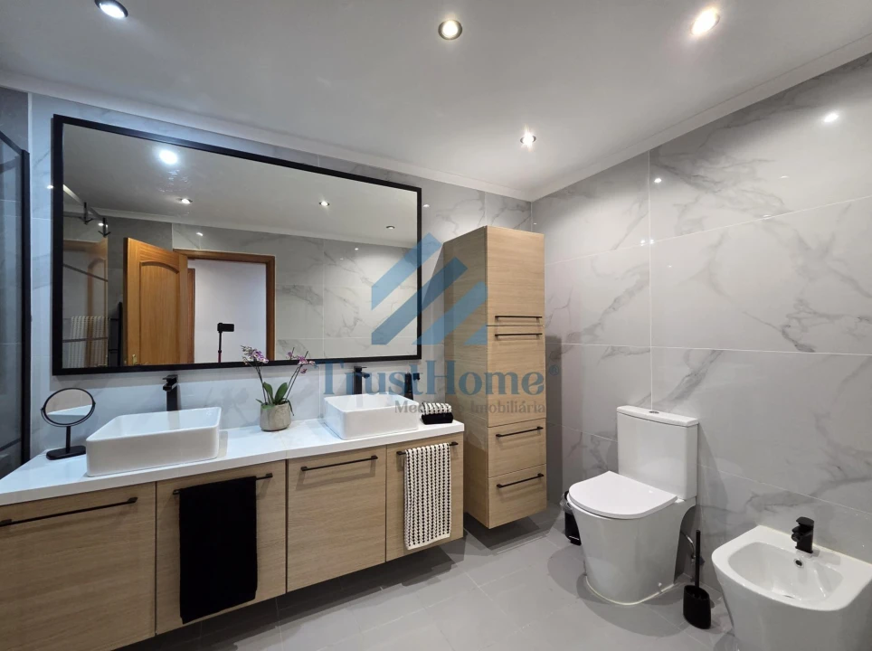Apartamento T4 para Venda em Oeiras e São Julião da Barra, Paço de Arcos e Caxias Foto 23