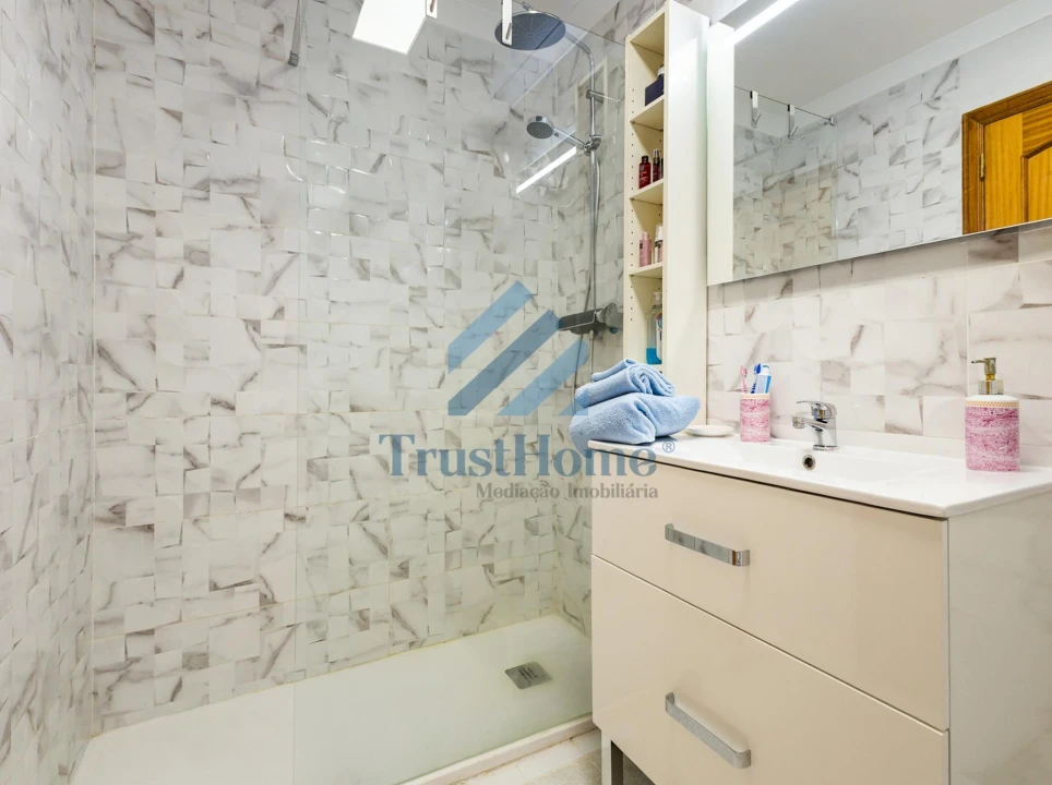 Apartamento T4 para Venda em Oeiras e São Julião da Barra, Paço de Arcos e Caxias Foto 31