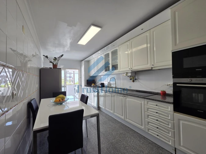 Apartamento T4 para Venda em Oeiras e São Julião da Barra, Paço de Arcos e Caxias Foto 6