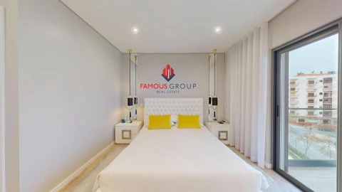 Apartamento T5 para Venda em Portimão