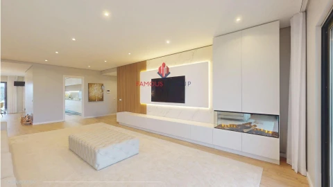 Apartamento T5 para Venda em Portimão