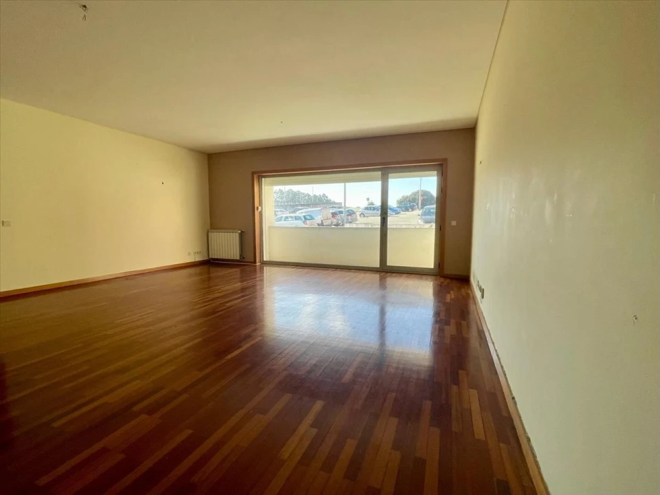 Apartamento T4 para Venda em Matosinhos e Leça da Palmeira Foto 1
