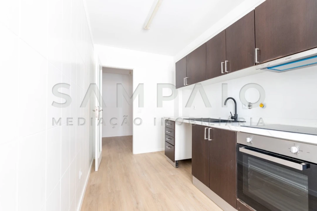 Apartamento T3 para Venda em Baguim do Monte (Rio Tinto) Foto 1