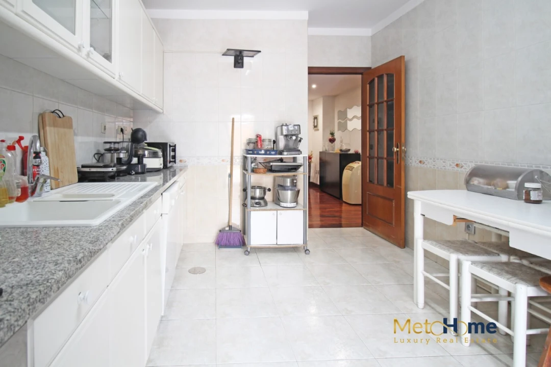 Apartamento T2 para Venda em Rio Tinto Foto 17