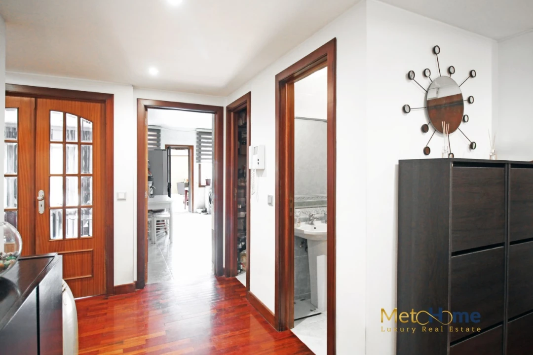 Apartamento T2 para Venda em Rio Tinto Foto 10