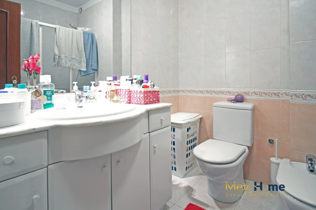 Apartamento T2 para Venda em Rio Tinto Foto 37