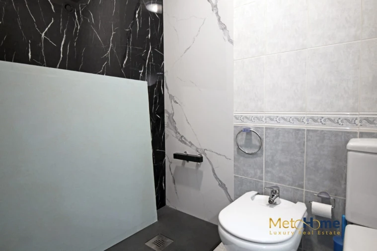 Apartamento T2 para Venda em Rio Tinto Foto 32