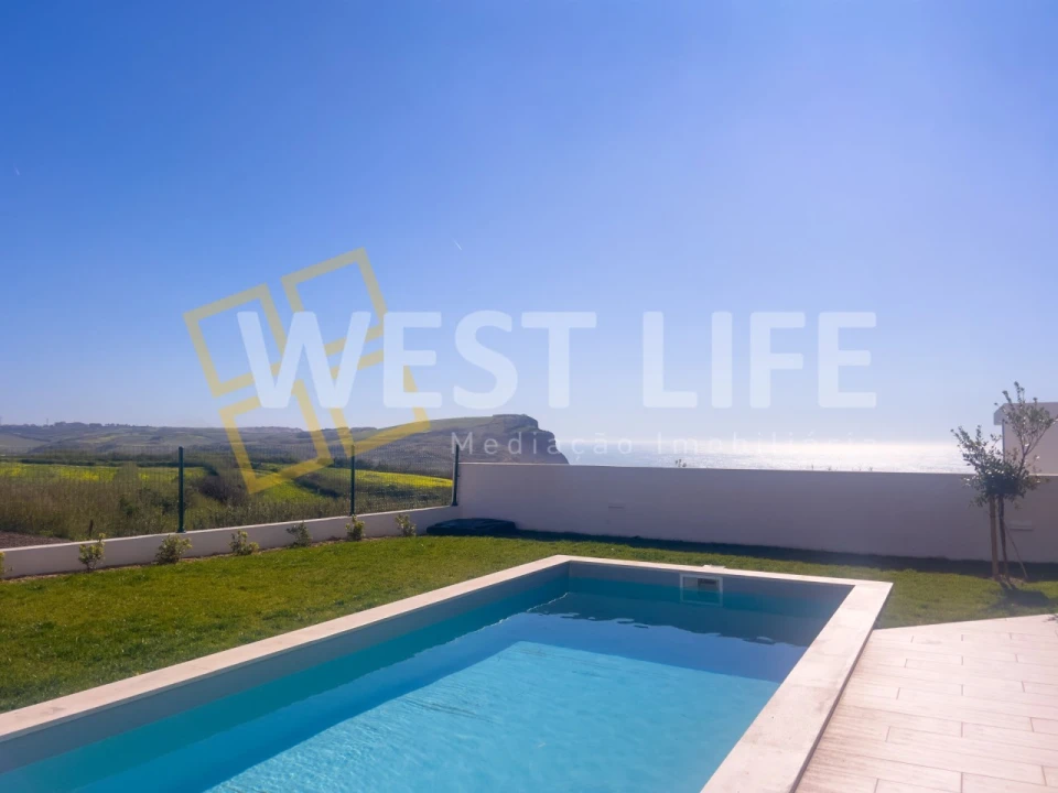 Moradia T4 para Venda em São Pedro da Cadeira Foto 6