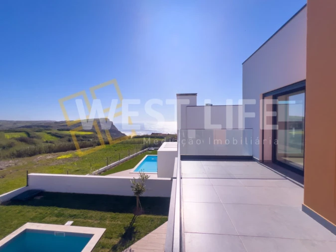 Moradia T4 para Venda em São Pedro da Cadeira Foto 34