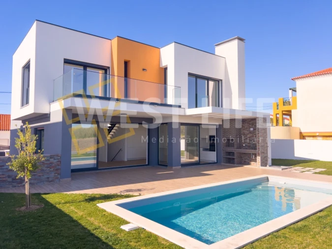 Moradia T4 para Venda em São Pedro da Cadeira Foto 42