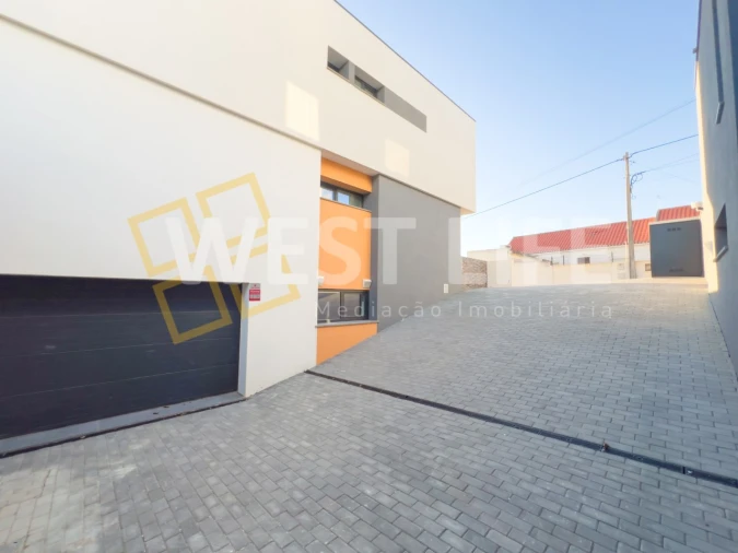 Moradia T4 para Venda em São Pedro da Cadeira Foto 43