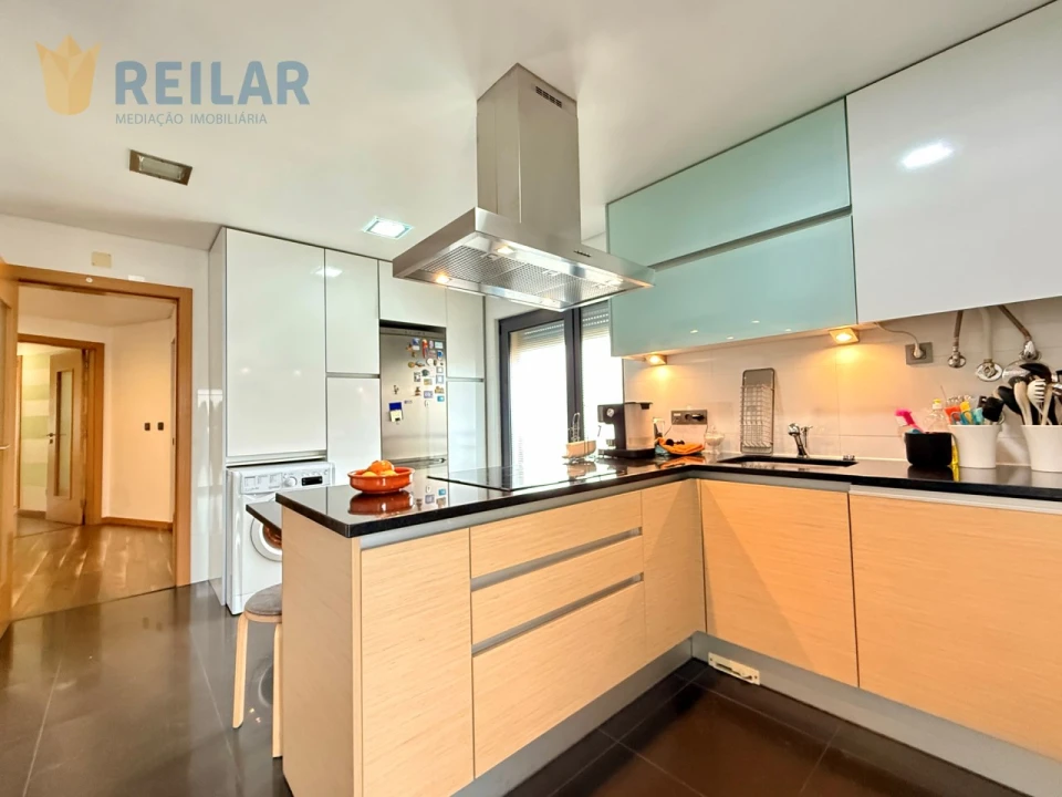 Apartamento T3 para Venda em Santa Iria de Azoia, São João da Talha e Bobadela Foto 2