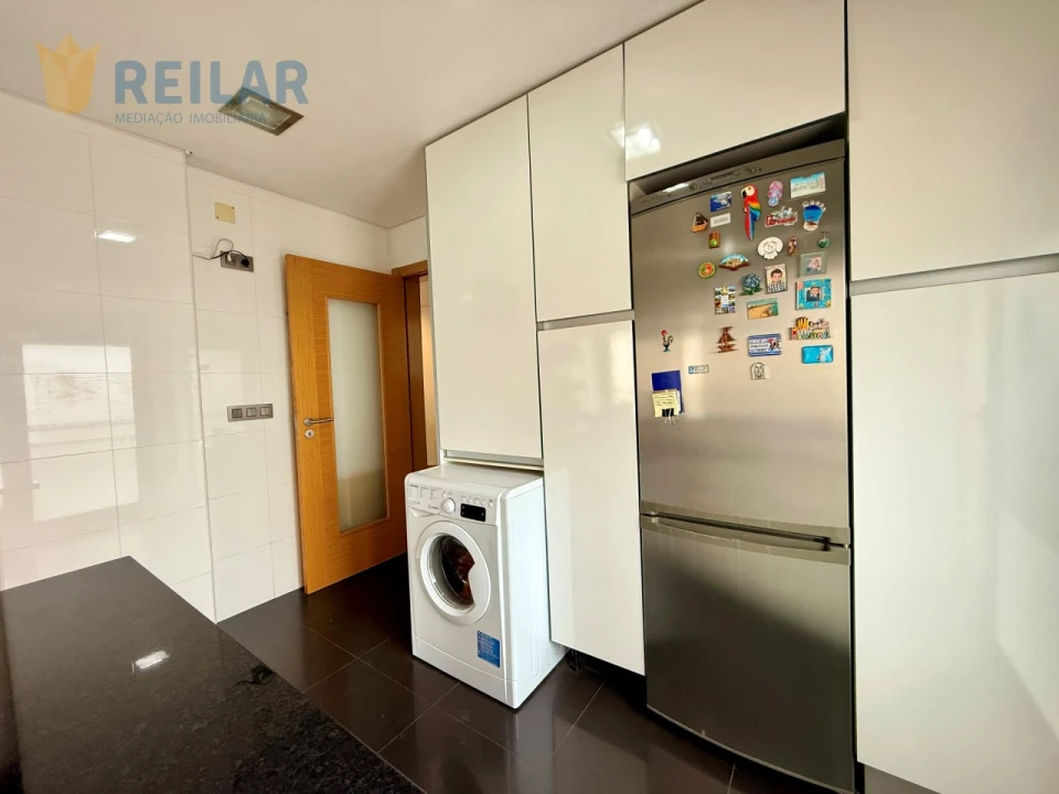 Apartamento T3 para Venda em Santa Iria de Azoia, São João da Talha e Bobadela Foto 17