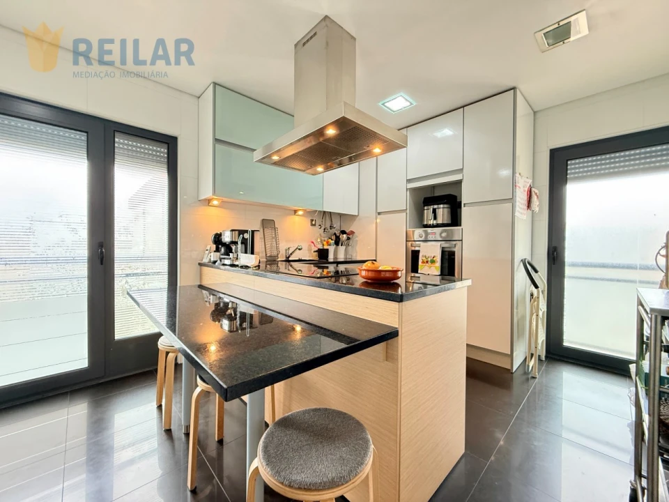 Apartamento T3 para Venda em Santa Iria de Azoia, São João da Talha e Bobadela Foto 20