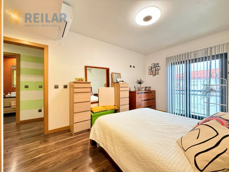 Apartamento T3 para Venda em Santa Iria de Azoia, São João da Talha e Bobadela Foto 22