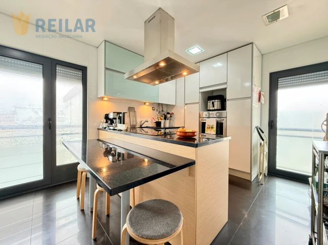 Apartamento T3 para Venda em Santa Iria de Azoia, São João da Talha e Bobadela Foto 20