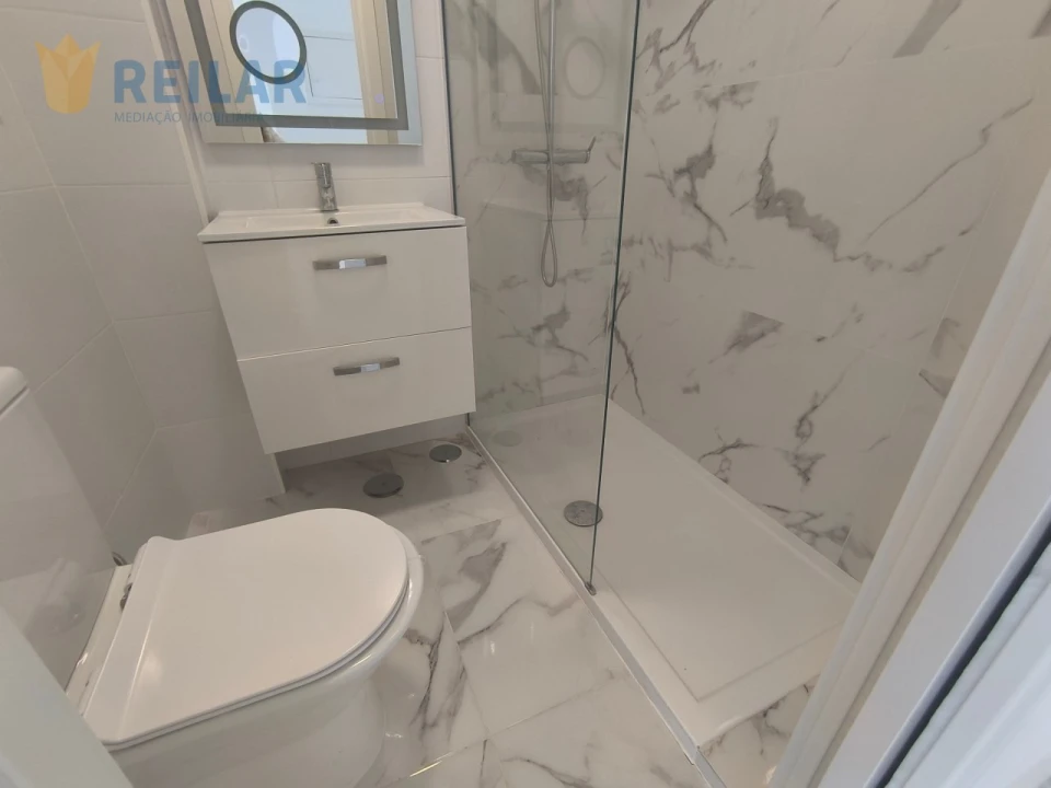 Apartamento T1 para Arrendamento em Alverca do Ribatejo e Sobralinho Foto 12