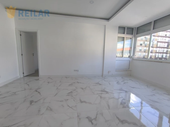 Apartamento T1 para Arrendamento em Alverca do Ribatejo e Sobralinho Foto 10