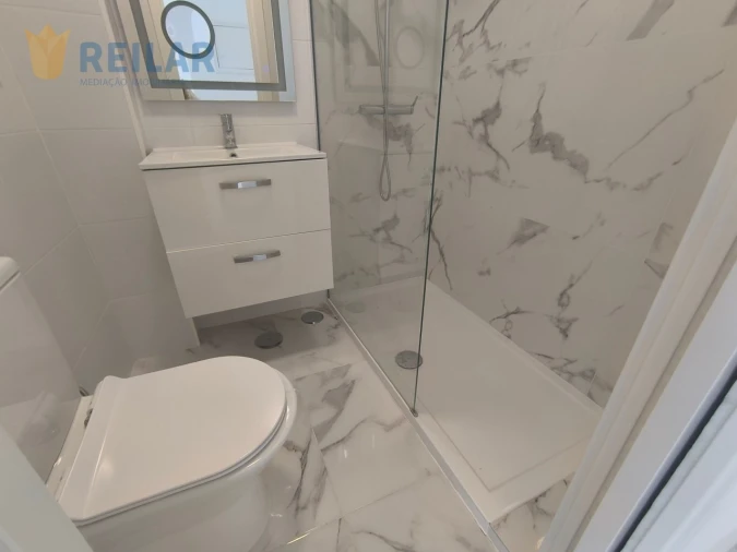 Apartamento T1 para Arrendamento em Alverca do Ribatejo e Sobralinho Foto 12