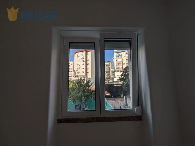 Apartamento T2 para Arrendamento em Benfica Foto 14