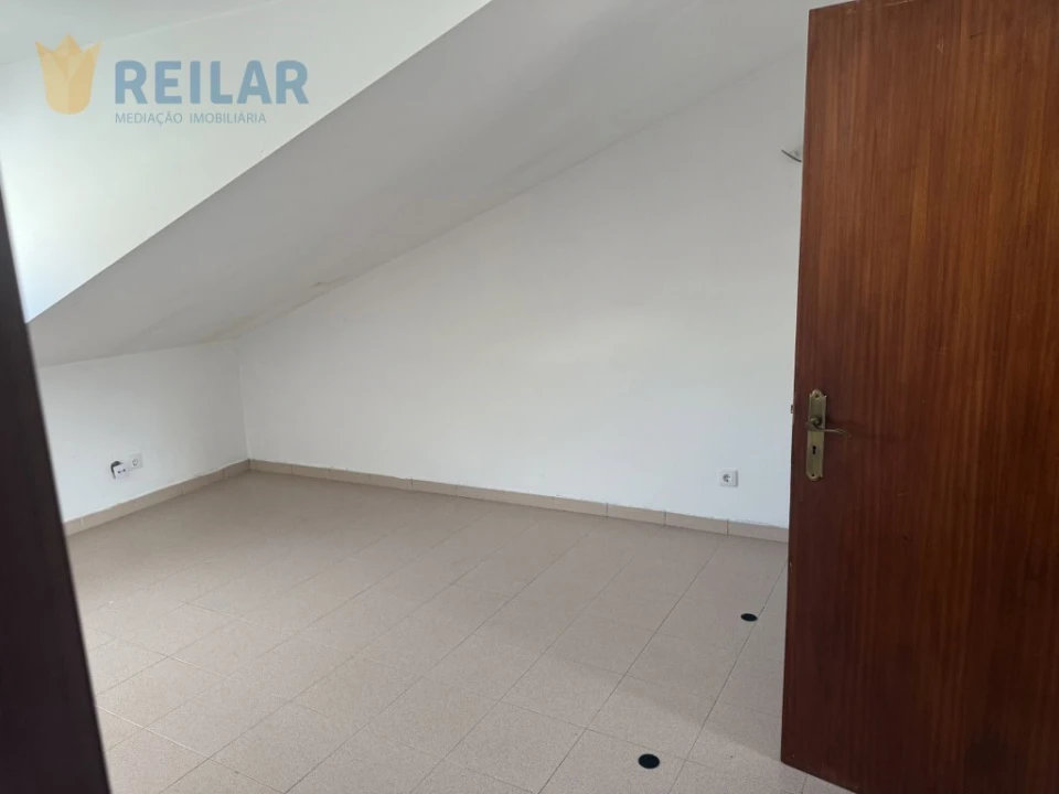 Moradia T2 para Venda em Arruda dos Vinhos Foto 20