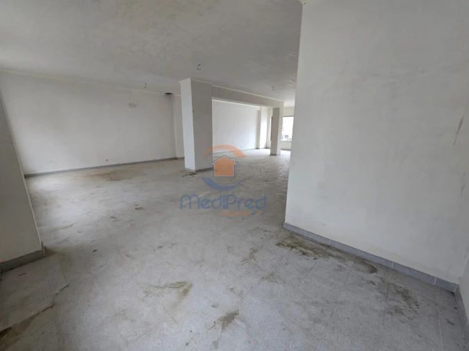 Loja para Venda em Ramada e Caneças Foto 4