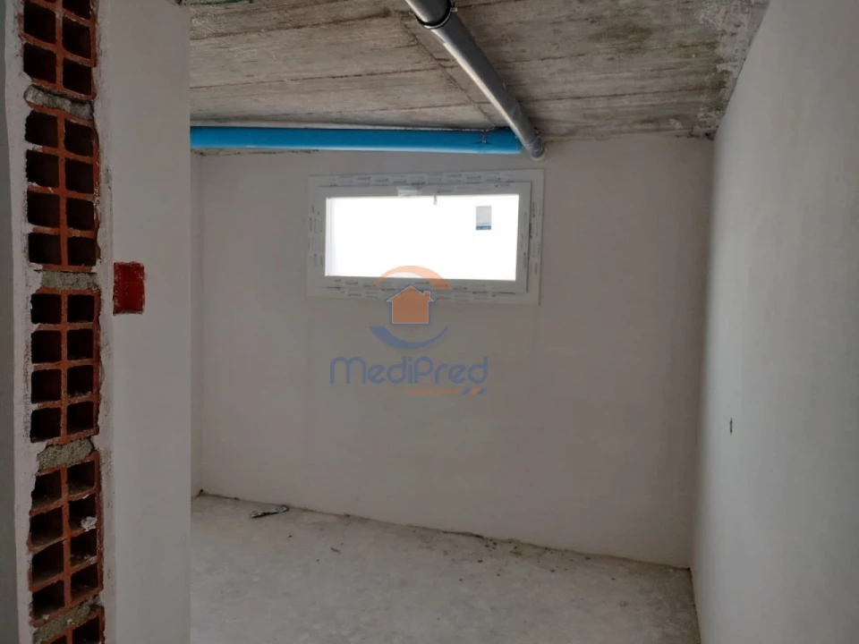 Moradia T4 para Venda em Pontinha e Famões Foto 32