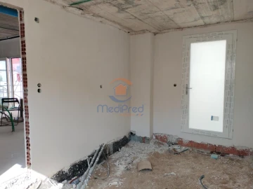 Moradia T4 para Venda em Pontinha e Famões