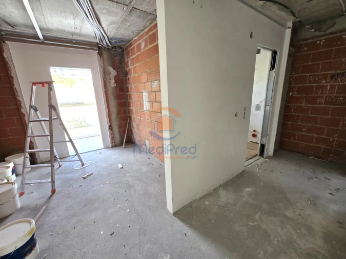 Moradia T4 para Venda em Pontinha e Famões Foto 2