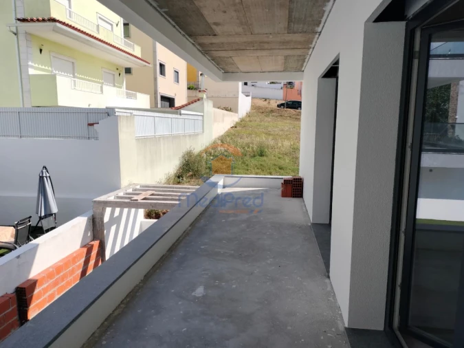 Moradia T4 para Venda em Pontinha e Famões Foto 25
