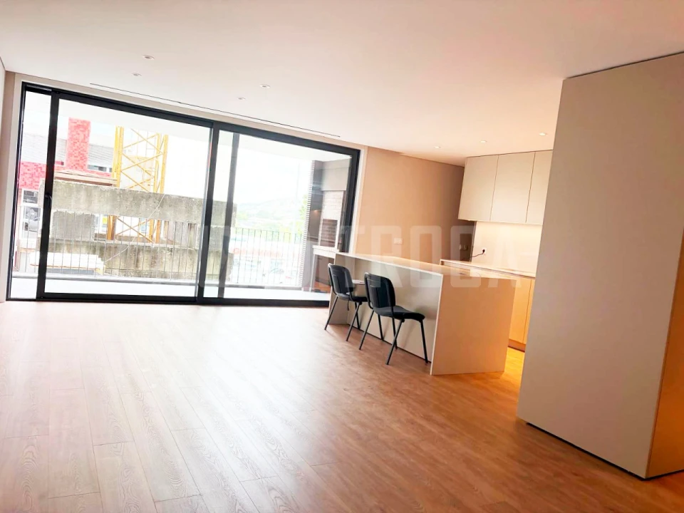 Apartamento T3 para Venda em Ferreiros e Gondizalves Foto 10