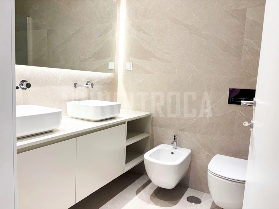 Apartamento T3 para Venda em Ferreiros e Gondizalves Foto 11