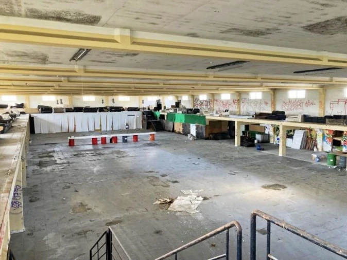 Armazém para Venda em Queluz e Belas Foto 3