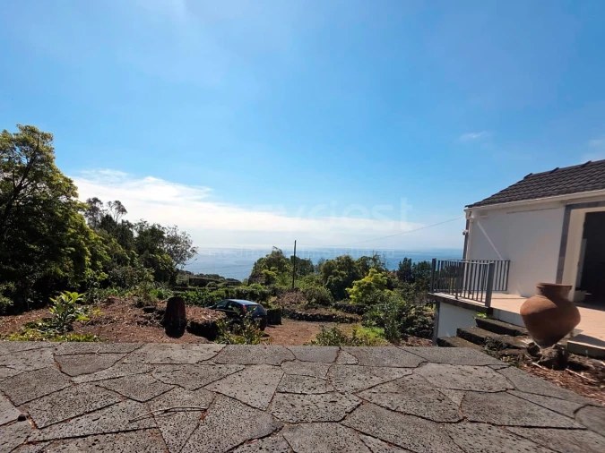 Moradia T2 para Venda em São João Foto 4