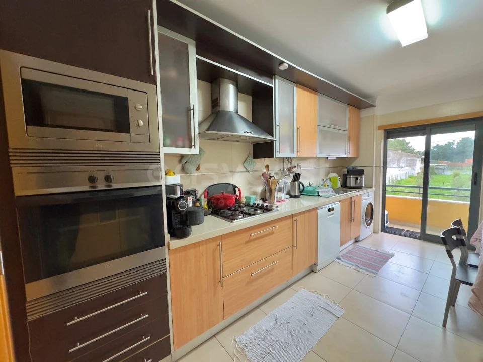 Apartamento T2 para Venda em Fernao Ferro Foto 1