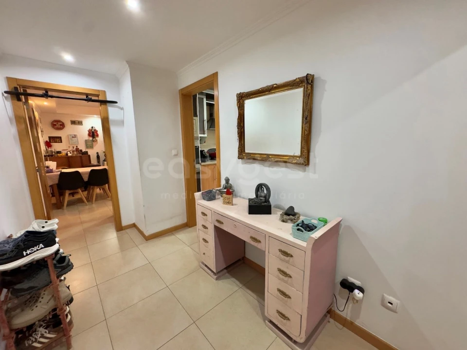 Apartamento T2 para Venda em Fernao Ferro Foto 3