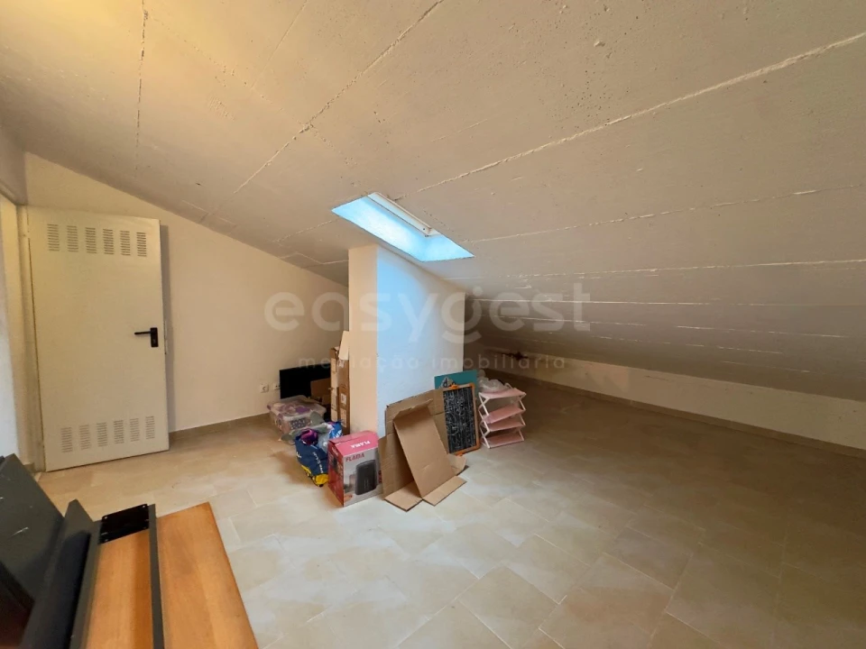 Apartamento T2 para Venda em Fernao Ferro Foto 24