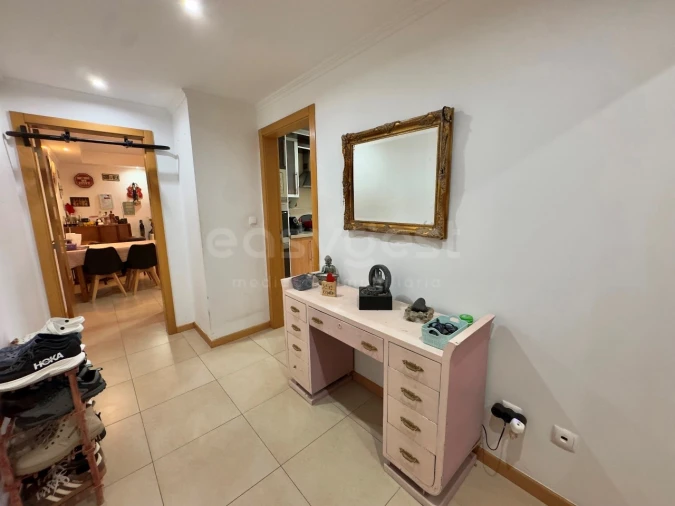 Apartamento T2 para Venda em Fernao Ferro Foto 3